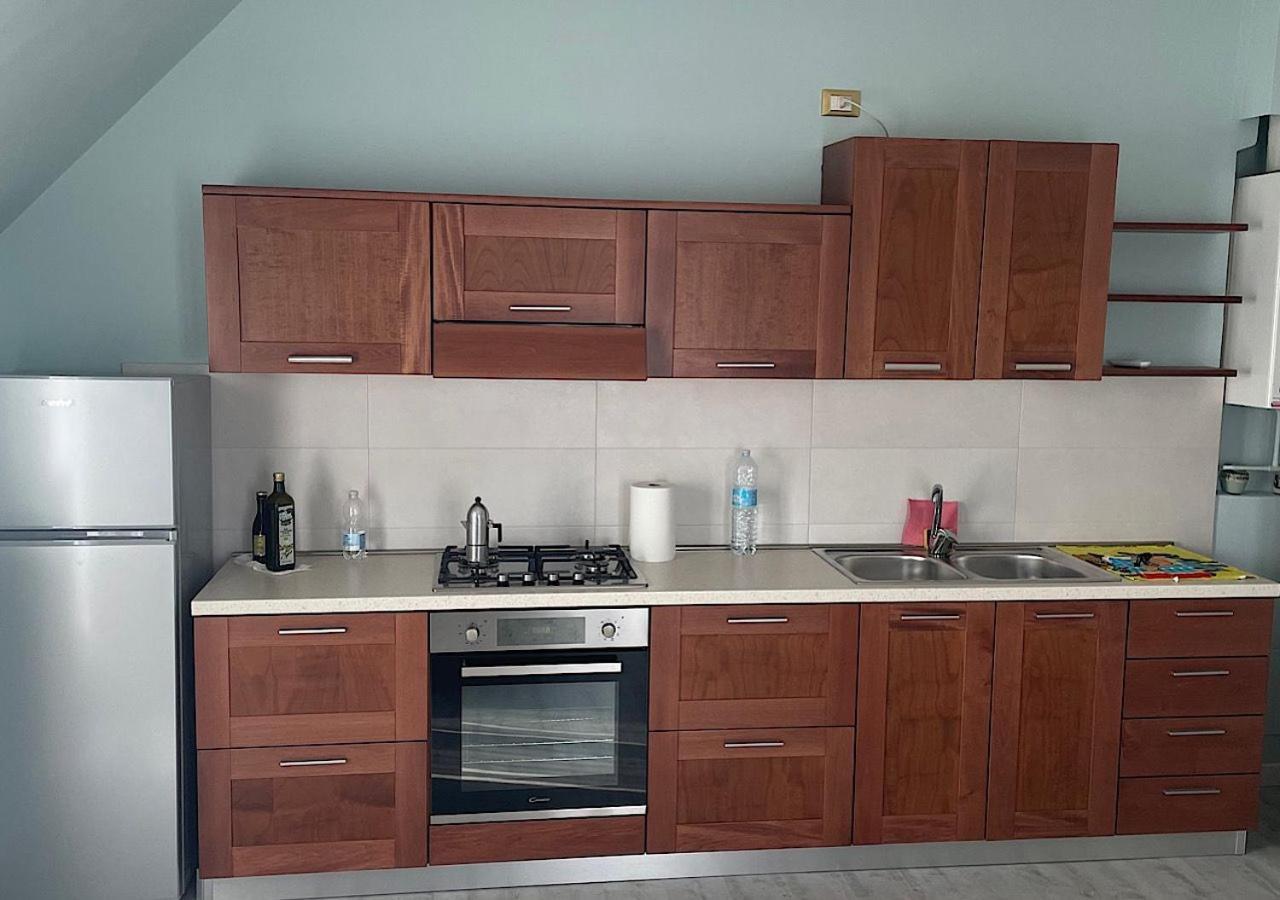 La Magnolia Apartaments IV Tulip Desenzano del Garda Ngoại thất bức ảnh