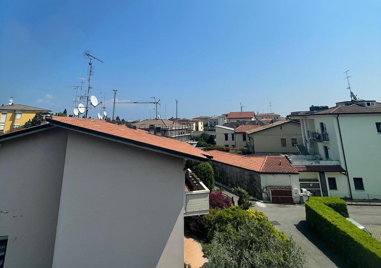 La Magnolia Apartaments IV Tulip Desenzano del Garda Ngoại thất bức ảnh